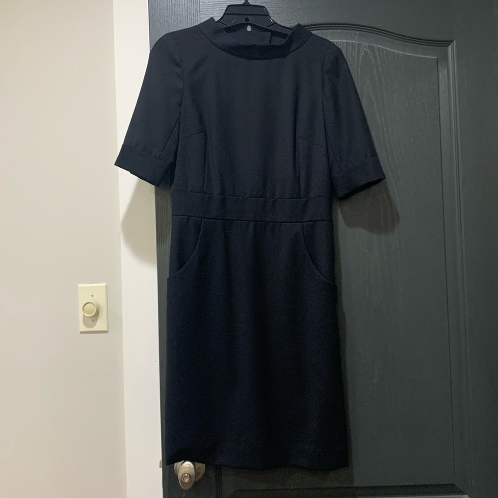 J Crew Super 120s wool suit dress button back sz 2